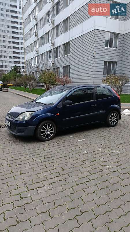 Хэтчбек Ford Fiesta 2006 в Одессе