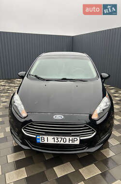 Седан Ford Fiesta 2014 в Полтаве