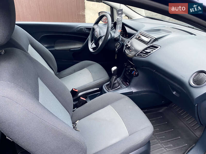 Хэтчбек Ford Fiesta 2012 в Ровно фото 7 Хэтчбек Ford Fiesta 2012 в Ровно