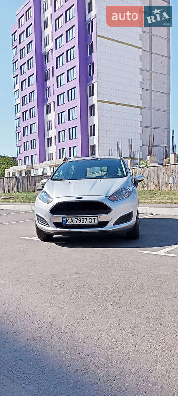 Хэтчбек Ford Fiesta 2016 в Умани