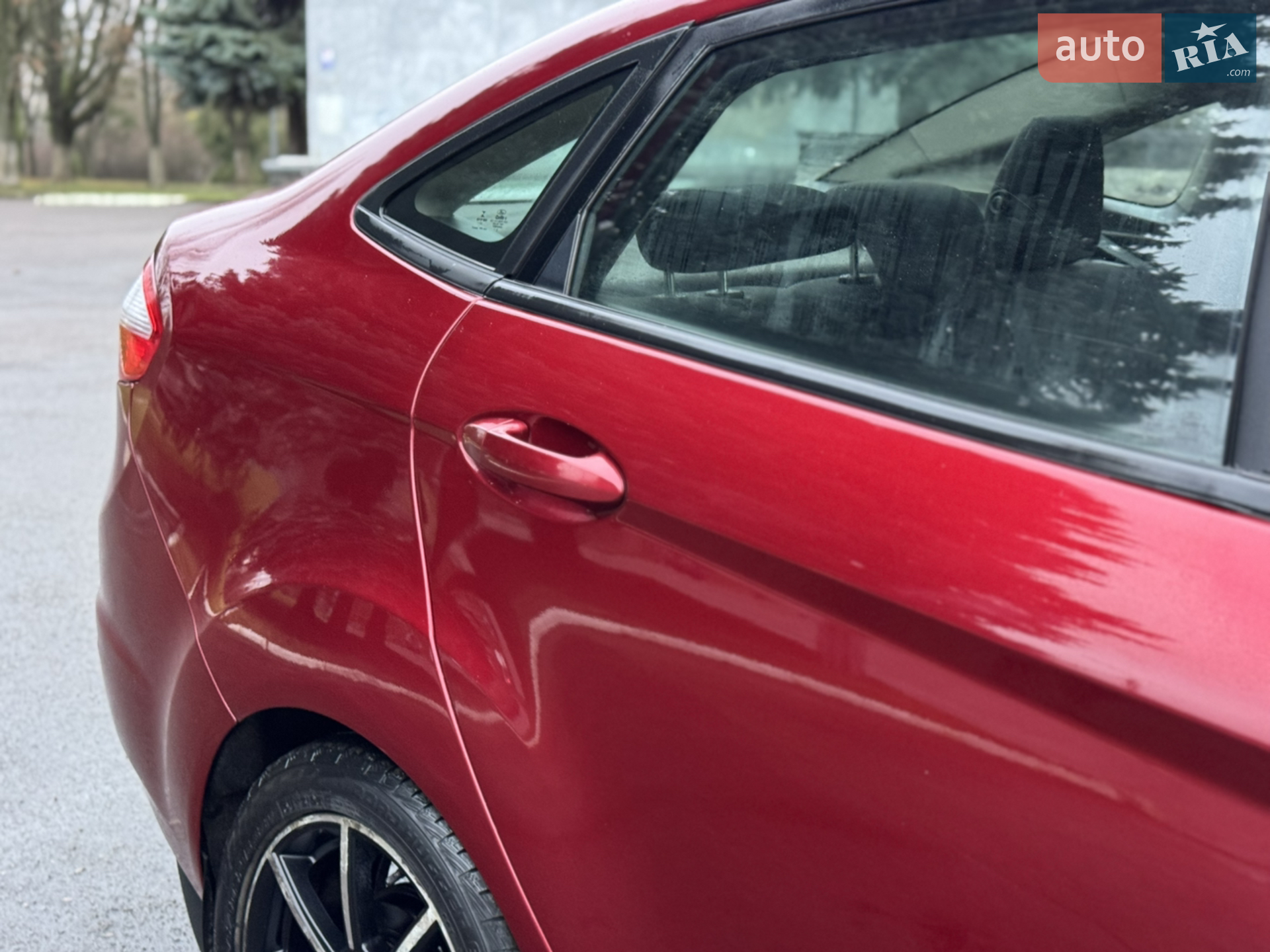 2014 Ford Fiesta - мініатюра 25
