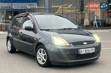Хэтчбек Ford Fiesta 2006 в Киеве