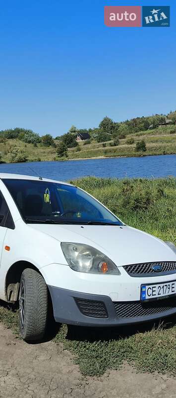 Хэтчбек Ford Fiesta 2007 в Снятине