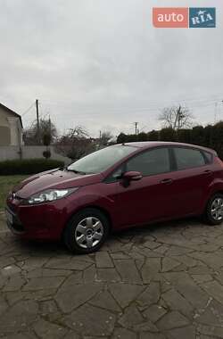 Хэтчбек Ford Fiesta 2011 в Радивилове