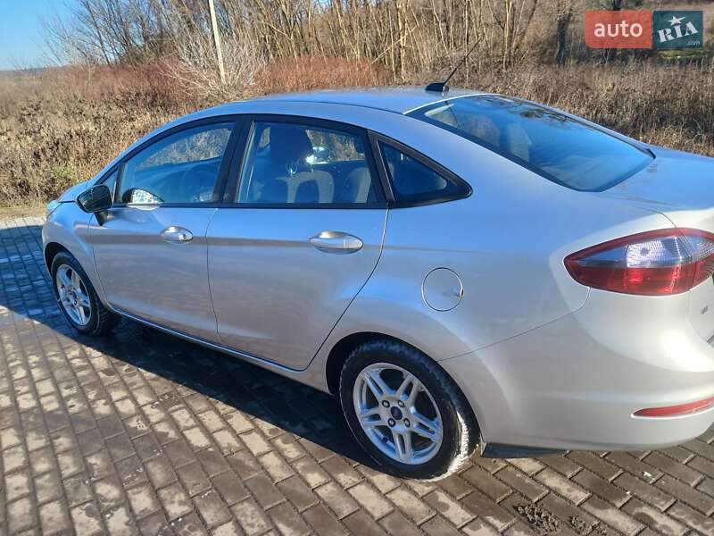 Седан Ford Fiesta 2017 в Виннице фото 14 Седан Ford Fiesta 2017 в Виннице
