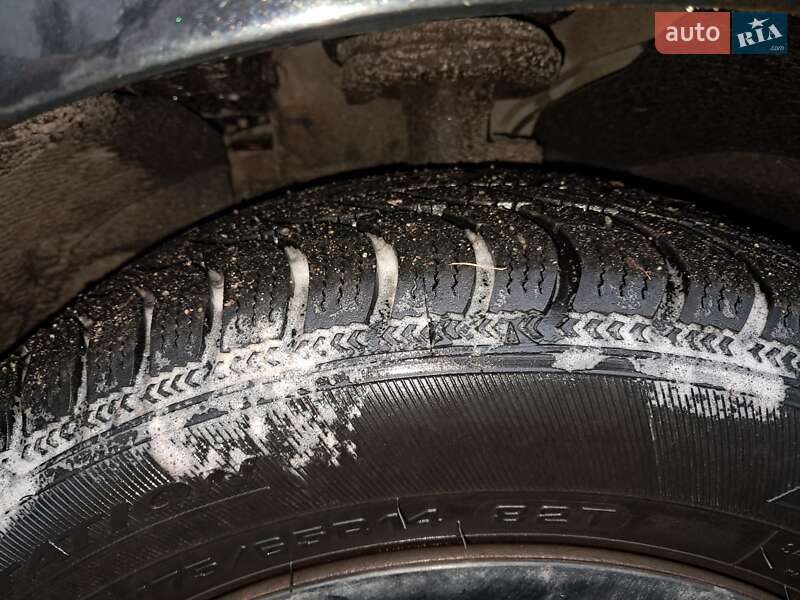 Хэтчбек Ford Fiesta 2006 в Киеве