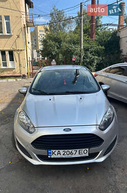 Хетчбек Ford Fiesta 2015 в Житомирі