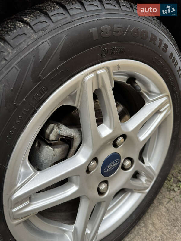 Седан Ford Fiesta 2019 в Буче