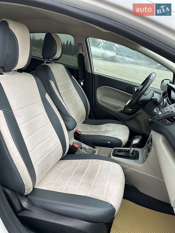 Седан Ford Fiesta 2016 в Тернополе