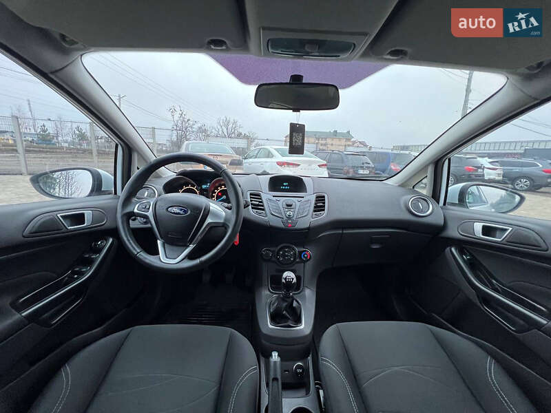 Хэтчбек Ford Fiesta 2013 в Белогородке