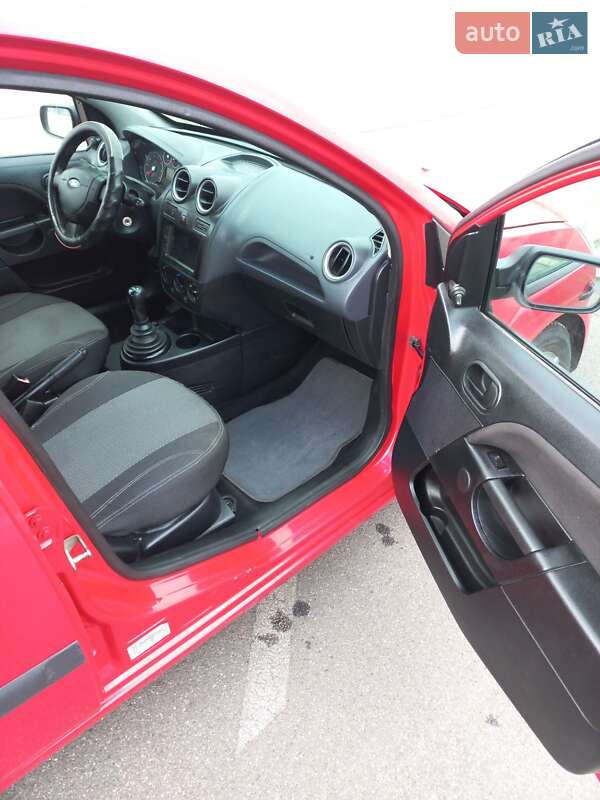 Хетчбек Ford Fiesta 2007 в Кривому Розі