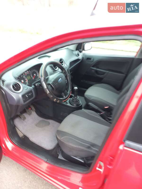 Хетчбек Ford Fiesta 2007 в Кривому Розі