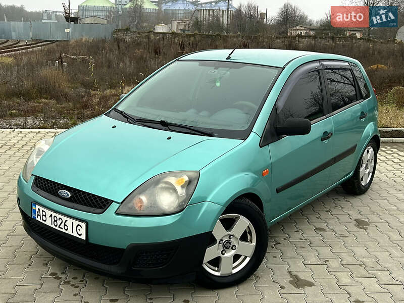 Хэтчбек Ford Fiesta 2007 в Вапнярке