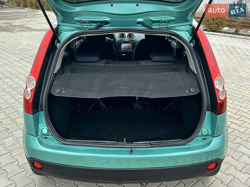 Хэтчбек Ford Fiesta 2007 в Вапнярке