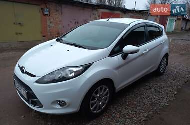 Хэтчбек Ford Fiesta 2012 в Прилуках
