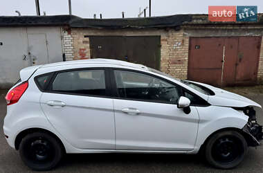 Хэтчбек Ford Fiesta 2017 в Вишневом