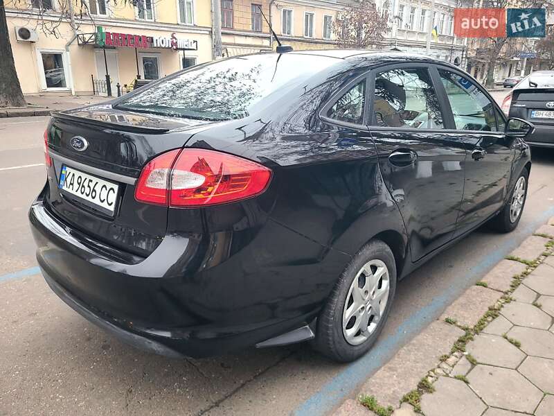 Седан Ford Fiesta 2012 в Одессе