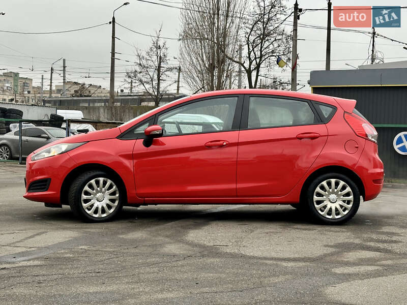 Хэтчбек Ford Fiesta 2013 в Киеве