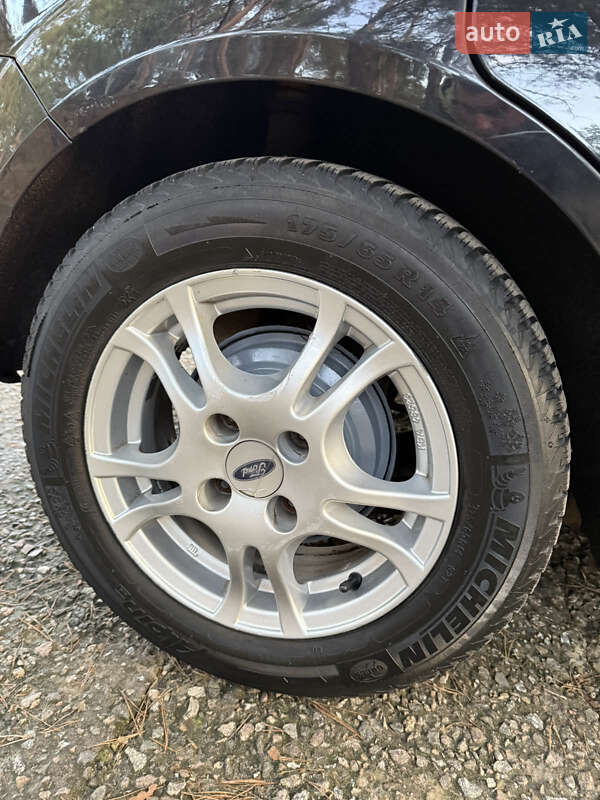 Хетчбек Ford Fiesta 2007 в Києві