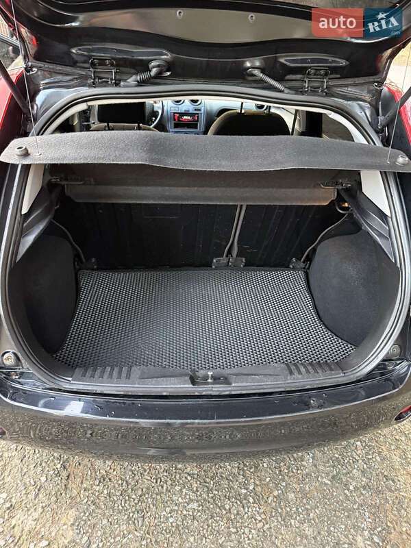 Хетчбек Ford Fiesta 2007 в Києві