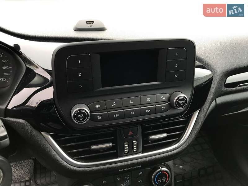Хэтчбек Ford Fiesta 2018 в Киеве фото 24 Хэтчбек Ford Fiesta 2018 в Киеве