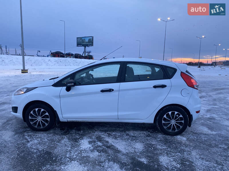 Хетчбек Ford Fiesta 2013 в Львові