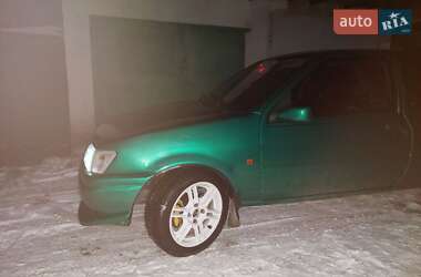 Хэтчбек Ford Fiesta 1993 в Львове