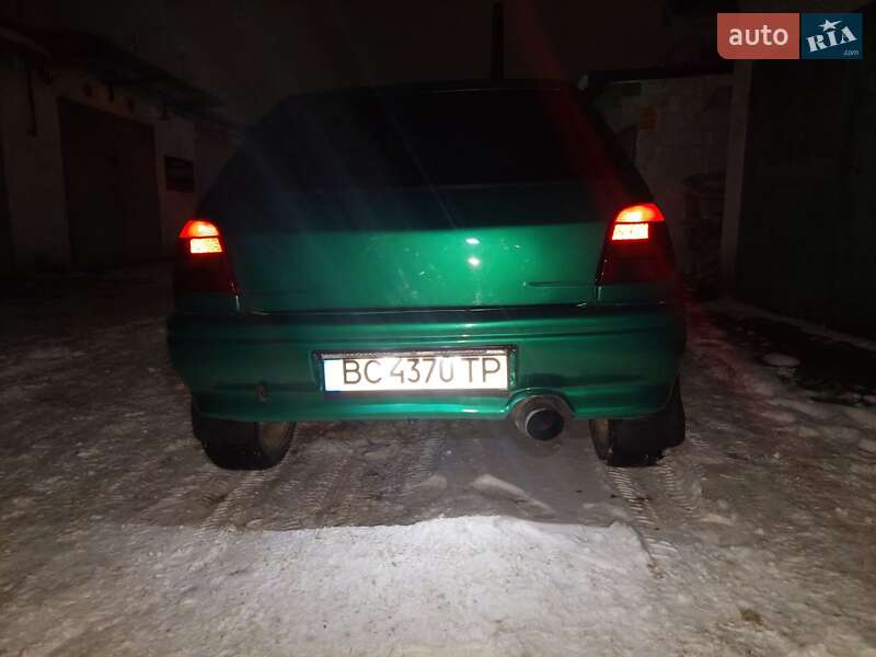 Хэтчбек Ford Fiesta 1993 в Львове