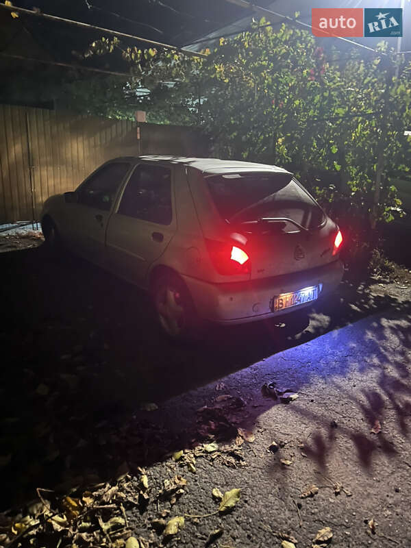 Хетчбек Ford Fiesta 1997 в Полтаві фото 6 Хетчбек Ford Fiesta 1997 в Полтаві