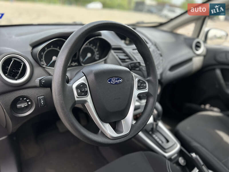 Седан Ford Fiesta 2018 в Киеве