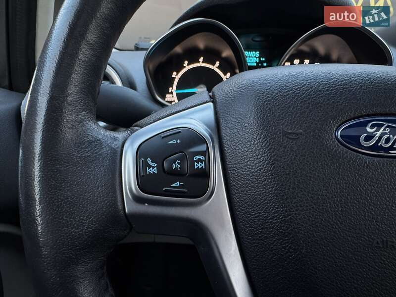Седан Ford Fiesta 2017 в Києві