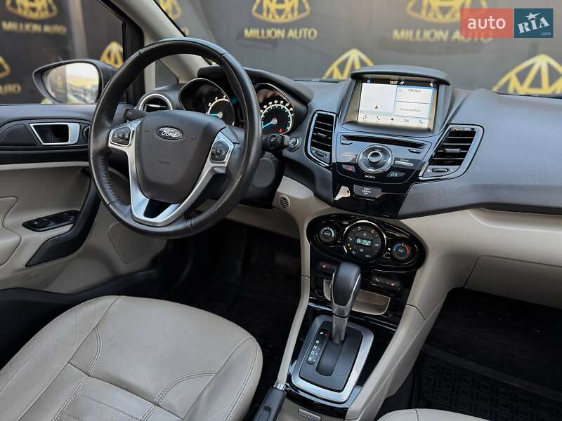 Седан Ford Fiesta 2017 в Києві