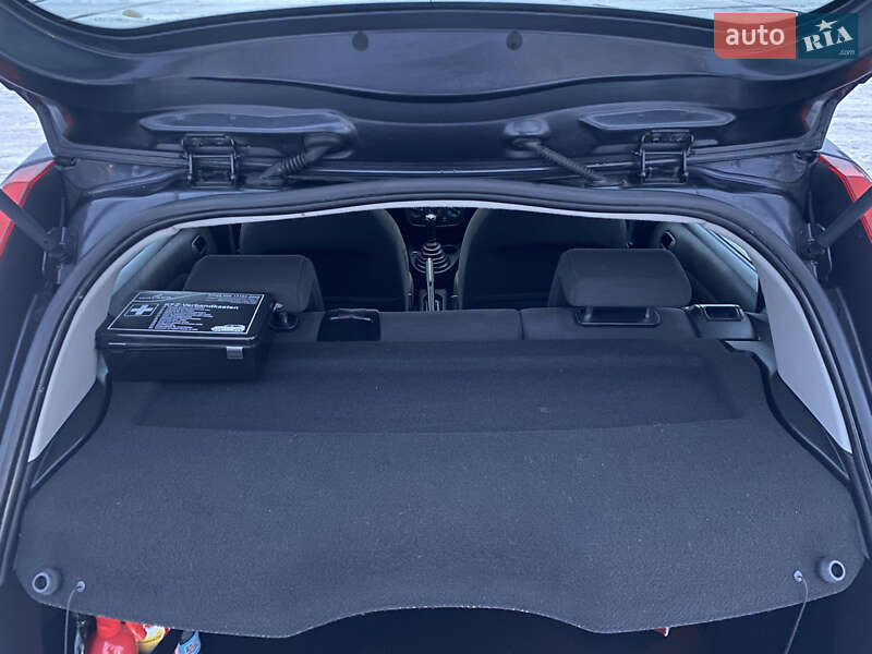 Хетчбек Ford Fiesta 2005 в Києві