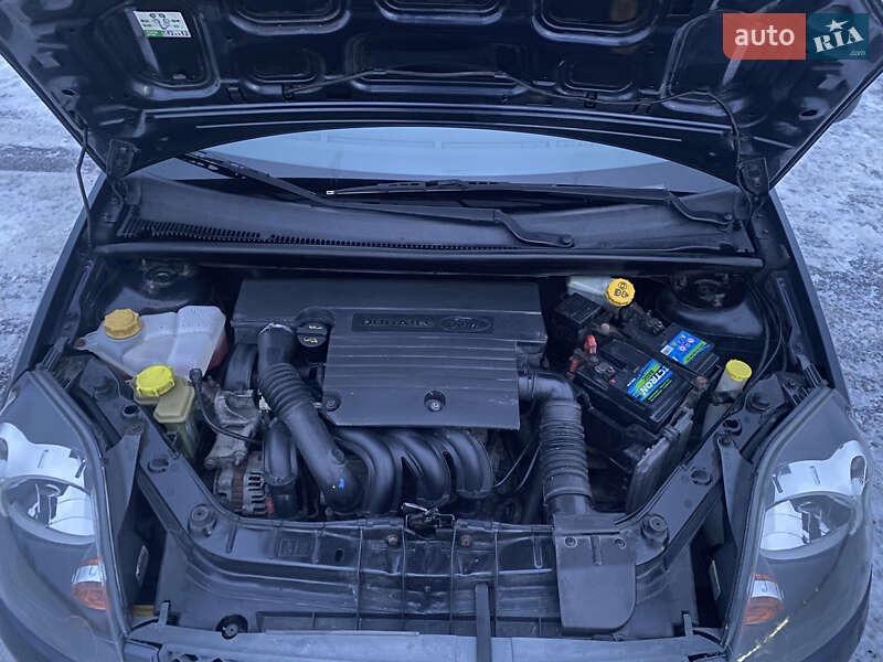 Хетчбек Ford Fiesta 2005 в Києві