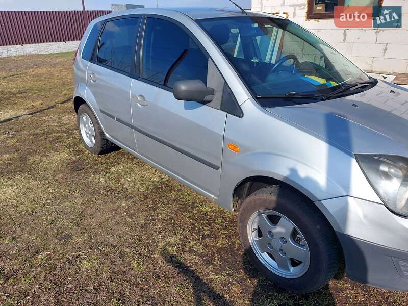 Хетчбек Ford Fiesta 2007 в Києві