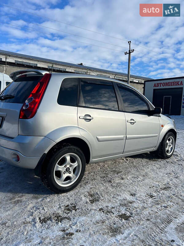 Хэтчбек Ford Fiesta 2006 в Тернополе