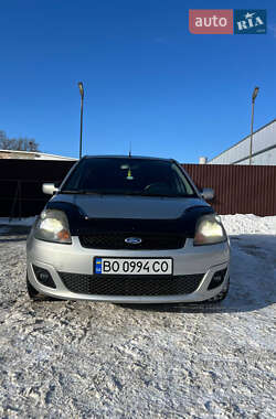 Хэтчбек Ford Fiesta 2006 в Тернополе