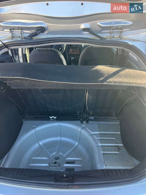 Хэтчбек Ford Fiesta 2006 в Тернополе