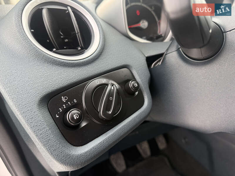 Хэтчбек Ford Fiesta 2010 в Виннице