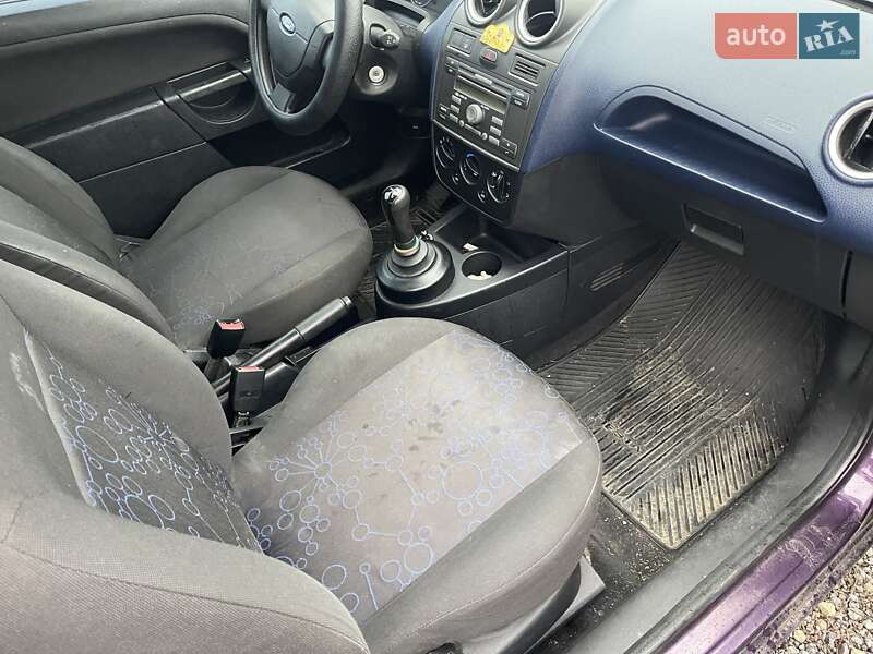 Хэтчбек Ford Fiesta 2006 в Тернополе
