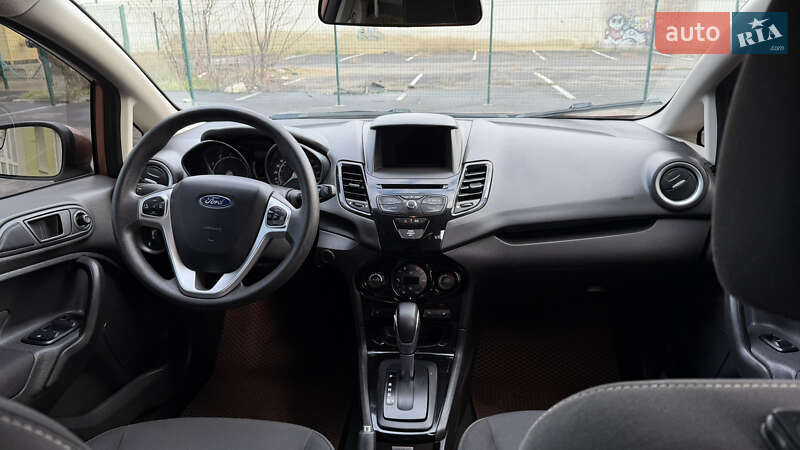 Седан Ford Fiesta 2016 в Миколаєві