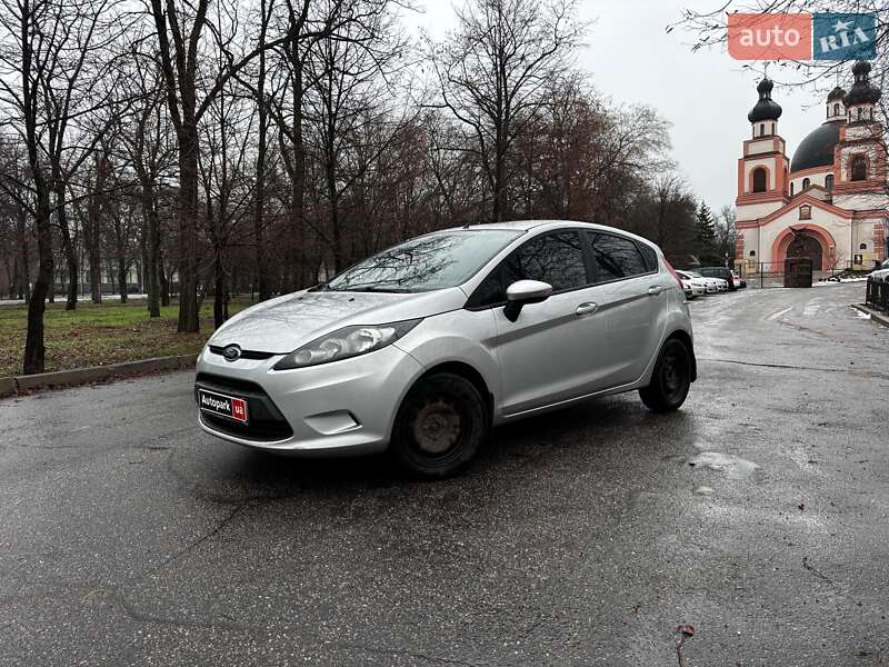 Хэтчбек Ford Fiesta 2012 в Запорожье