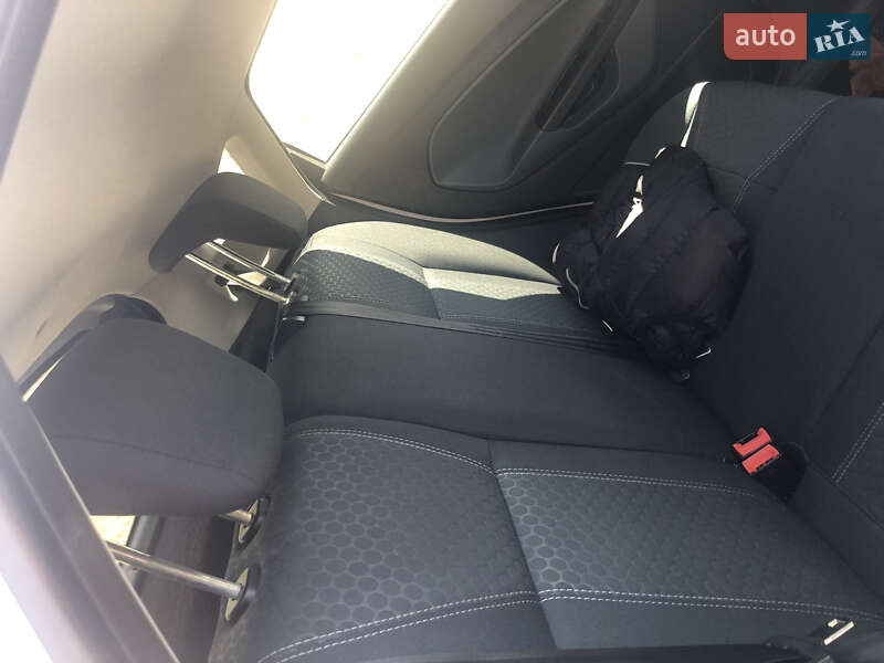 Хетчбек Ford Fiesta 2009 в Новодністровську