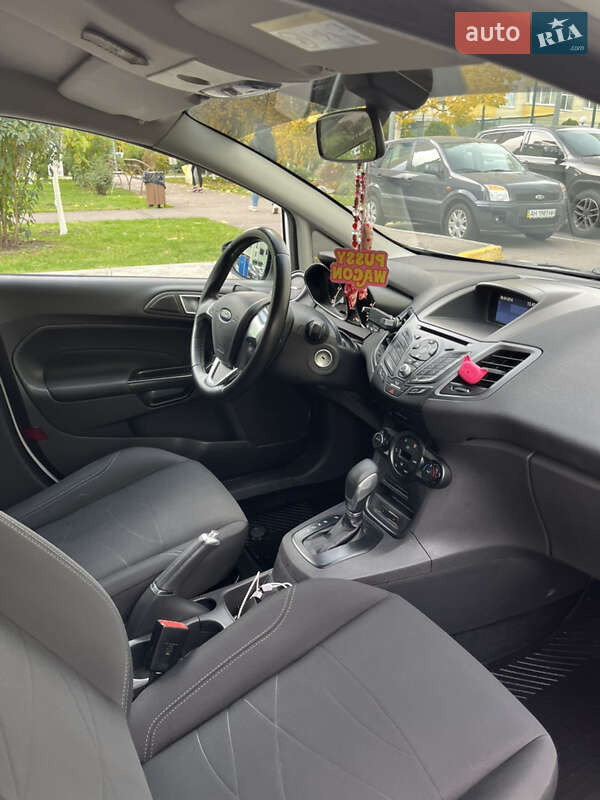 Хетчбек Ford Fiesta 2016 в Києві фото 9 Хетчбек Ford Fiesta 2016 в Києві