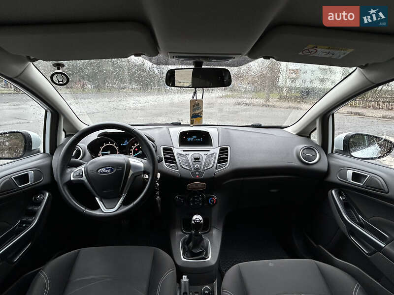 Хэтчбек Ford Fiesta 2014 в Николаеве