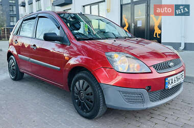 Хэтчбек Ford Fiesta 2007 в Киеве