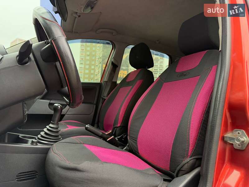 Хэтчбек Ford Fiesta 2007 в Киеве