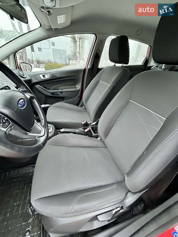 Хэтчбек Ford Fiesta 2016 в Харькове
