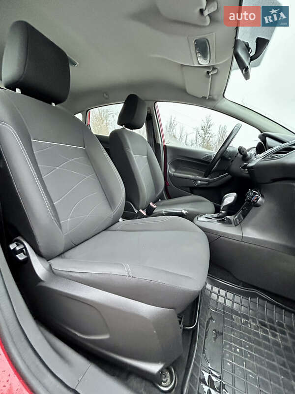 Хэтчбек Ford Fiesta 2016 в Харькове