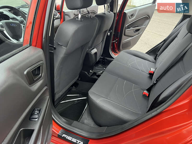 Хэтчбек Ford Fiesta 2018 в Киеве